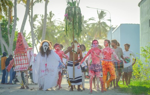 Mi faharu Eid foari gadhakoh fenna baeh baeh rahthah!