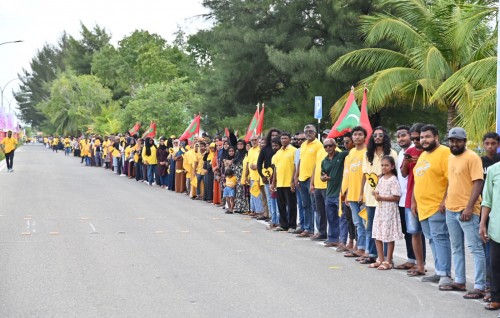 Thinadhoo gai dhamaali reendhoo dhigu safuge roohu othee ''ehburun mikan ninman''!