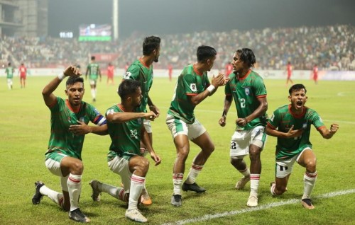 Fenunee furihama Bangladesh eh: Sarahahdhee football gai magaamu saabithukohdheefi!