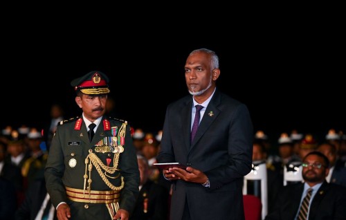 Mass ainthah faahaga kohdhey application, ''Ras'ain'' ifthithaahu koffi
