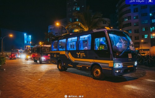 Male aai Atoll thakah mini bus ge hidhumaiy dhinumah MTCC in thahyaaruvejje