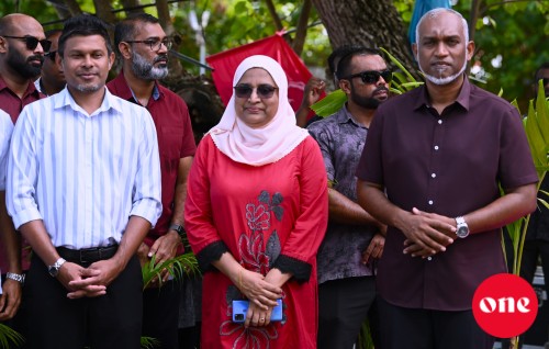 Raees vidhaalhuvee China dhathurun gina mashroou thakah magufahi vejje kamah, edhivadaigennevee Azima ah vote dheyn!