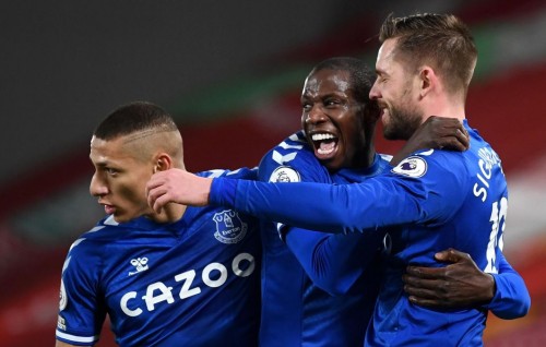 22 aharuvee inthizaarehge nimun, Liverpool dhandugai Everton ah kaamiyaabu