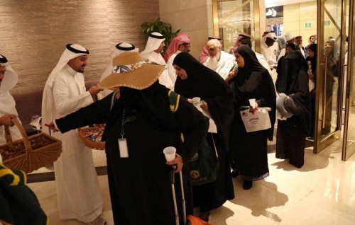 Mi aharuge furathama hajjaajeennah Saudi in hoonu maruhabaa