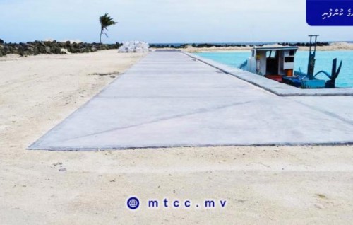 Dharanboodhoo harbor close to completion