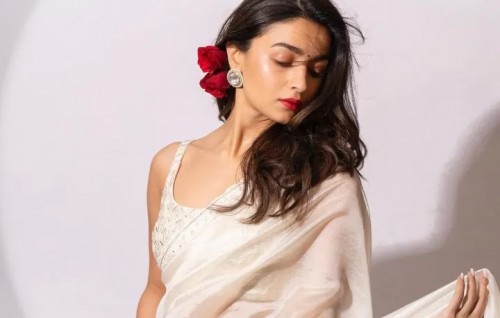Alia Bhatt Hollywood ah: Furathama film Gal Gadot aa eku