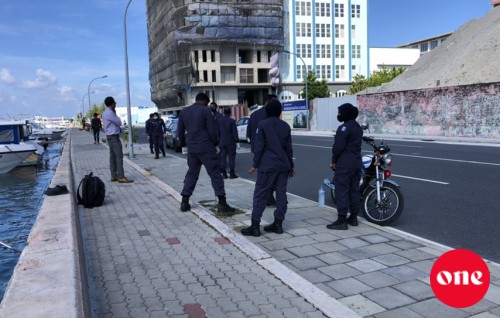 Male Dhekunu faraathu falhu therein maruvefai oi meehehgge hashigandu fenijje
