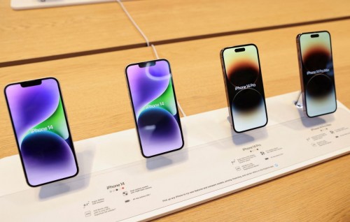 Brazilge court akun apple joorimanaakoh charger aa eku iphone vihkkan amurukohffi