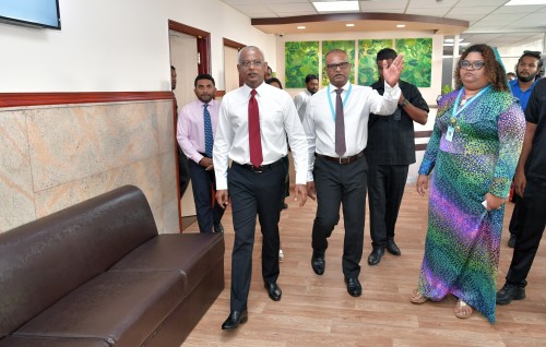 Nafusaanee faruvaa ah haassa iss kameh, atholhuthakah fulhaakoh mobile team thakuge faruvaa aa dhima ah