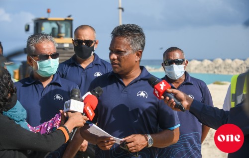 Contract gai vaa thaareekhah Ihavandhoo bandharuge massaikai ninmaa leveyne: Azim