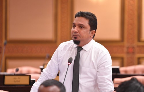 Zareer ge mahchah thuhumathu kuraa geveshi aniyaage massala thahugeegu kuran fashaifi