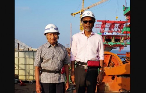 Maumoon ge aris Umaru Zahir ge thaaeedhu Muizzu ah
