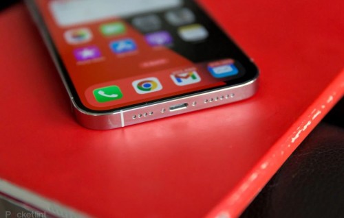 Apple in USB-C ah badhaluvun yageenkohddheefi, eh billion lightning cable kunigondah!