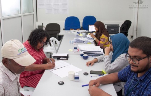 Hithadhoo gai elhi flat thakuge therein baakee huri flat thakah edhumuge furusathu hulhuvaalaifi