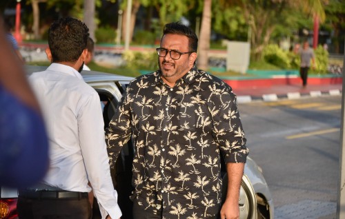 Kushah iuthiraafvaa ebbasvumeh hedhee beys faruvaa ah beyrah fonuvan ehbbas vumun: Adheebu