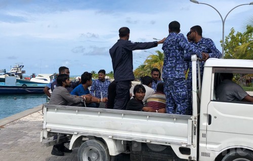 Hukumahvure gina dhuvahu bandhugai thibumun, bodufinolhugai hamanujehun hingi hurihaa bidheyseen minivanvejje