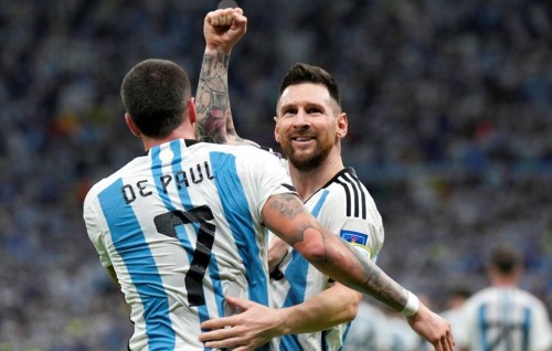 Argentina beat Netherlands on penalties to reach World Cup semi-finals