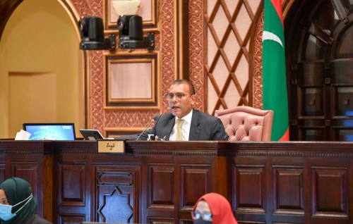 Majlis gai hamaekani nudhekkeynee dheenuge aslakaa hilaafu vaahaka, Memberaku avahaarakollaa vaahaka dhekkeyne: Majlis Raees