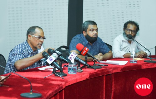 Ehjinsun gulhun hingumakee aadhaige kamekey heevaa hisaabah hin'gaidhaanethee kanboduvey, Media inn samaalu vaan jehey: Editors Guild