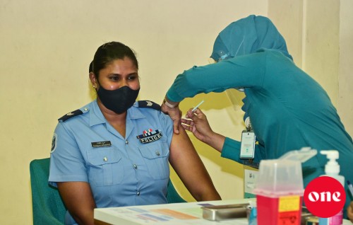 Fuluhunge therein 50 percent meehunah covid vaccine dheefi