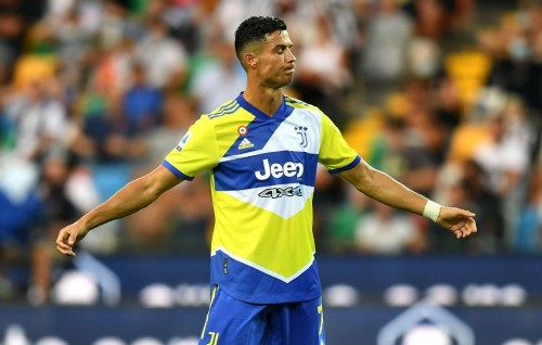 Ronaldo feshee bench inn, ''dhaneetha, madukuraneetha?''