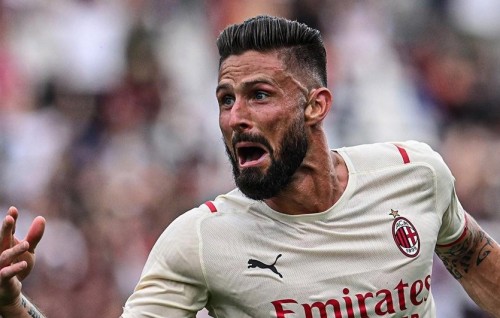 11 aharuge dhigu inthizaarakah fahu AC Milan ah Italy ge championkann