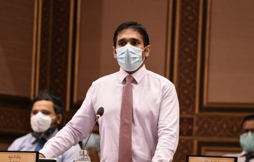 Raees Nasheed avaharaara kohllan raavaa kamuge mauloomaathu defense minister ah dhinin, fuluhah angaakah nubuney: Ilyas