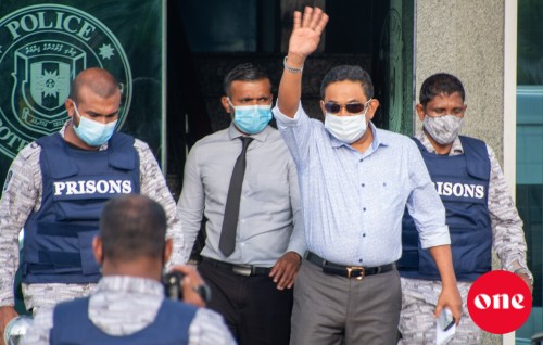 Yameen akee avahaara kollan jehey meeheh kamah buni meehehge mahsala fuluhah
