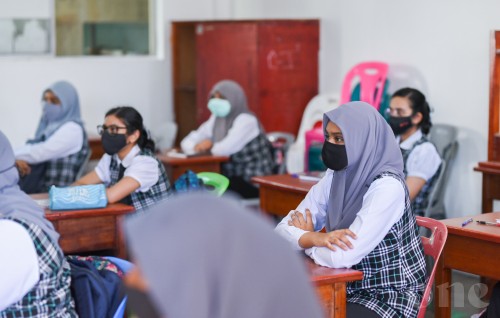 Hurihaa school ehgai thauleemee islaamee ageedhaa kiyavaidhinumah kanda'elhi thauleemuge bill thasdheegu kuravvaifi