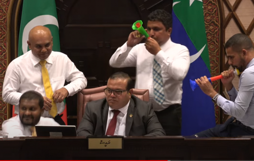11:00 gai fashan oiy vazeerunnah ruhun dhinumuge jalsaa 1:00 ah faskoffi