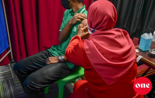 12 aharaai 17 aharaa dhemedhu ge kudhinnah booster dose jahanee