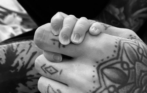 Zayn aai Gigi ah anhen kujjaku libijje