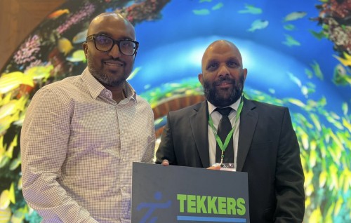 Tekkers resort cup mifaharu iulaanukuree London gai