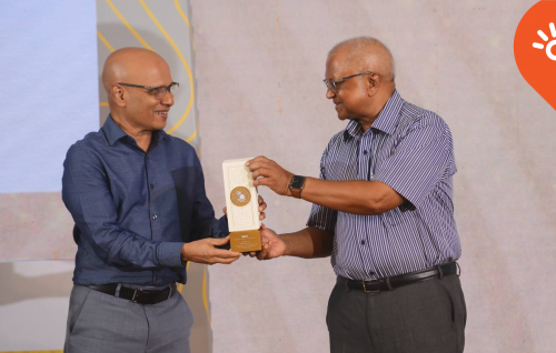 Fathuruverikamuge Ran yoobeel award Dhiraagu ah