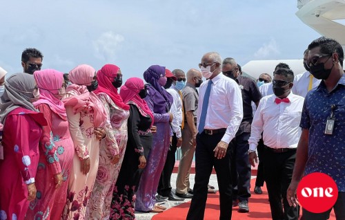 Naifarun Raees ah raiy dhoolaige hoonu maruhabaa eh