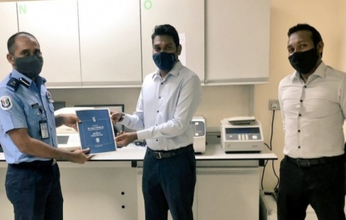STO in Police Lab ah PCR machine eh hadhiyaa kohffi