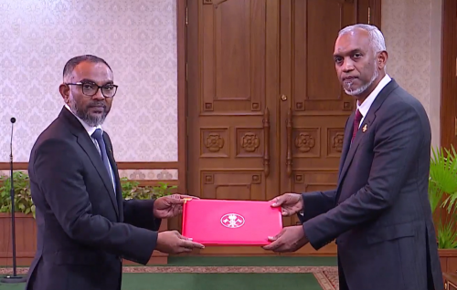 Ehen meehaku sarukaaru javaabudhaaree kuruvandhen Raees madeh nukuravvaane: Ali Arif 
