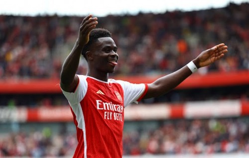 Arsenal dhuleh nudhin, 1 vanaigai 4 point ge lead eh