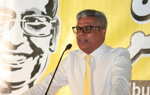MDP ge vaudhuthah Raees Solih fuhdhavaifi, ekamah ithuru meehaku gennaane thaneh neiy: Moosa