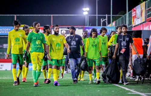 Vaadhoo in Andhu coach ge thafaathu feney: mifaharu ge visnumakee match akah fahu match eh!