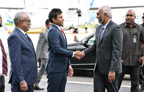 Raees Dr. Muiz Raahjje vadaigenfi