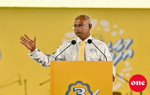 Konme kamehgai sarukaaraa dhekolhu vumakee democracy eh noon: Raees