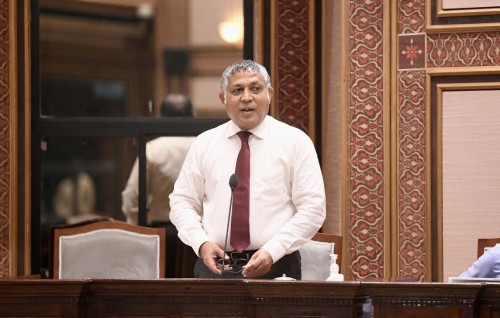 Hulhumale inn dhookuraa 1000 goacchaai Gulhifalhaai Giraavaru falhun dhookuraa 4000 goatheege mauloomaathu Majilis ah dhevvaifi