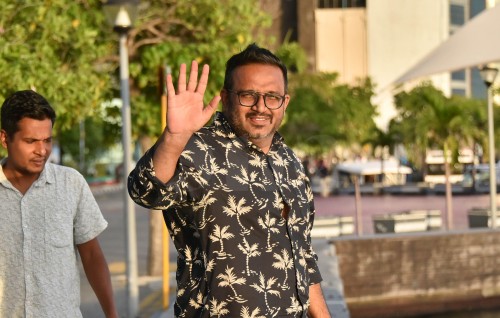 ONE BREAKING: Money laundering ge dhe dhauvaa akaaeku Adheebu ge macchah ufulaafaivaa 7 dhauvaaegge shareeaI miadhu baavvanee