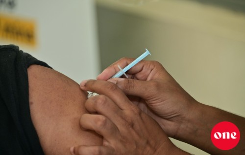 Covishield ge dhevana dose maadhamaa jahaanee February 1-4  aa dhemedhu furathama dose jehi meehunnah