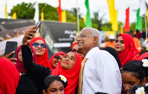 Campaign gai negunu selfie ge adhadhah ves idhikolhah vote nulibeyne: Raees
