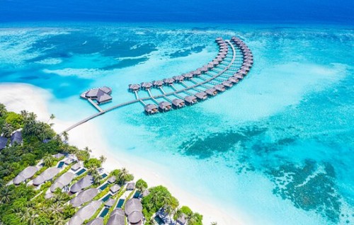 Resort kuli nudhahkaigen araafaivaa joorimanaa kudakoh dhinumun 4 billion rufiyaa ma'aafu vejje