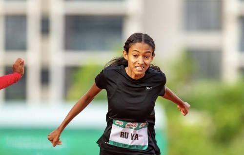 Ruya, 100 m dhuvumuge thaareehu badhalu kollaifi