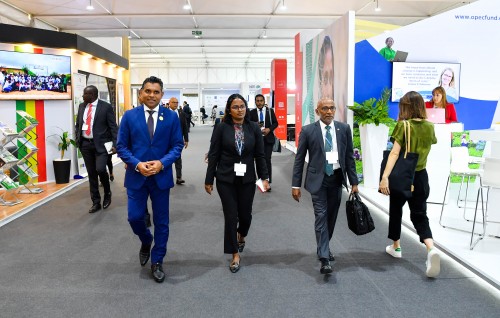 Photo: Naaibu Raees, COP27 ge pavilion thakah ziyaaraiykurehvun