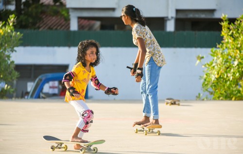 Kudakudhinnah haahssa  Little buddy telentz Raahjjey gai fashanee